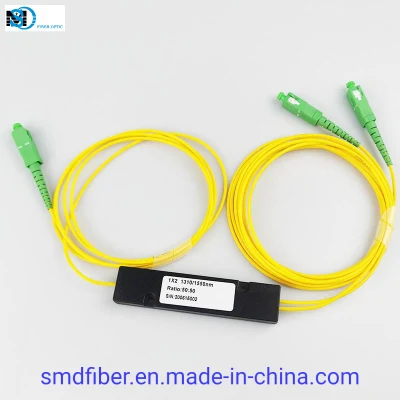 Accoppiatore a fibra ottica Fbt della scatola dell'ABS di Sc APC 1*2 Sm 1310/1550nm Separatore ottico di rapporto doppio della finestra 50/50